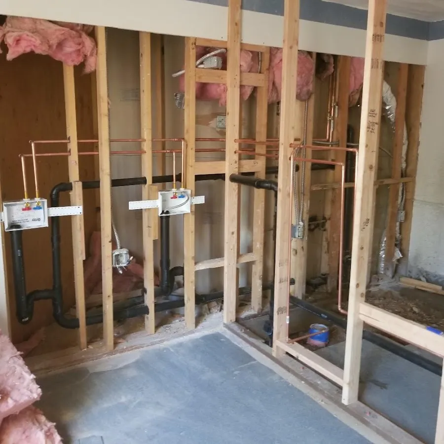 Copper pipe rough-in and plumbing installation in Willow Oak